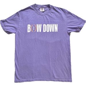 Comfort Colors University of Washington “Bow Down” UW Football T-Shirt, Size L